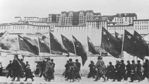 图片解放军进驻西藏拉萨