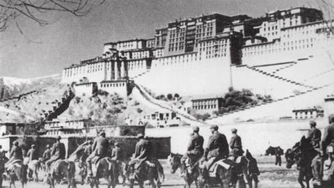 图片解放军进驻西藏拉萨