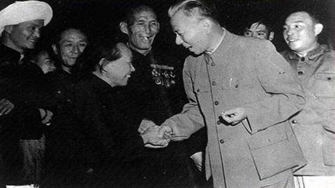 图片刘少奇当选为全国人民代表大会常务委员会委员长