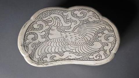 图片西汉南越王博物馆藏枕