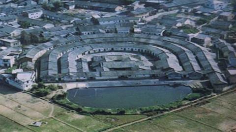 图片云南“一颗印”民居