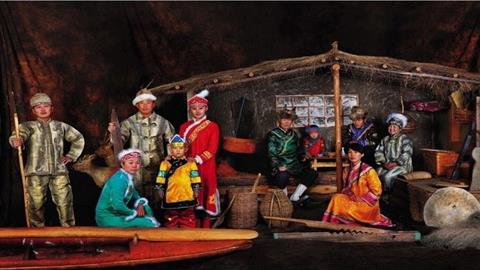 图片赫哲族人全家福