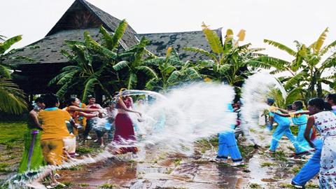 图片泼水节