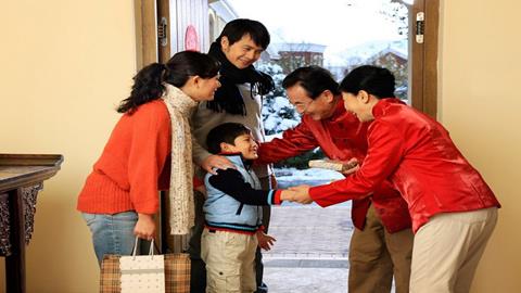 图片春节探亲访友