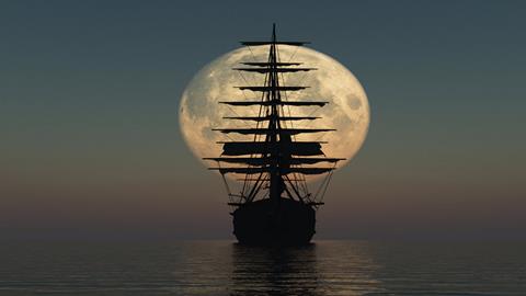 图片明月照海洋