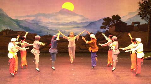 图片白毛女—喜儿化身白毛女